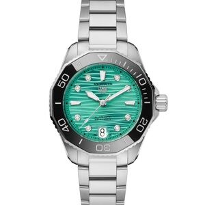 TAG HEUER AQUARACER PROFESSIONAL 300 DATE
Automatic, 36 mm, Steel